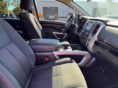 2018 Nissan Titan SV