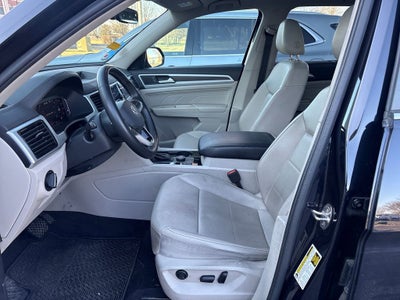 2022 Volkswagen Atlas 3.6L V6 SE w/Technology