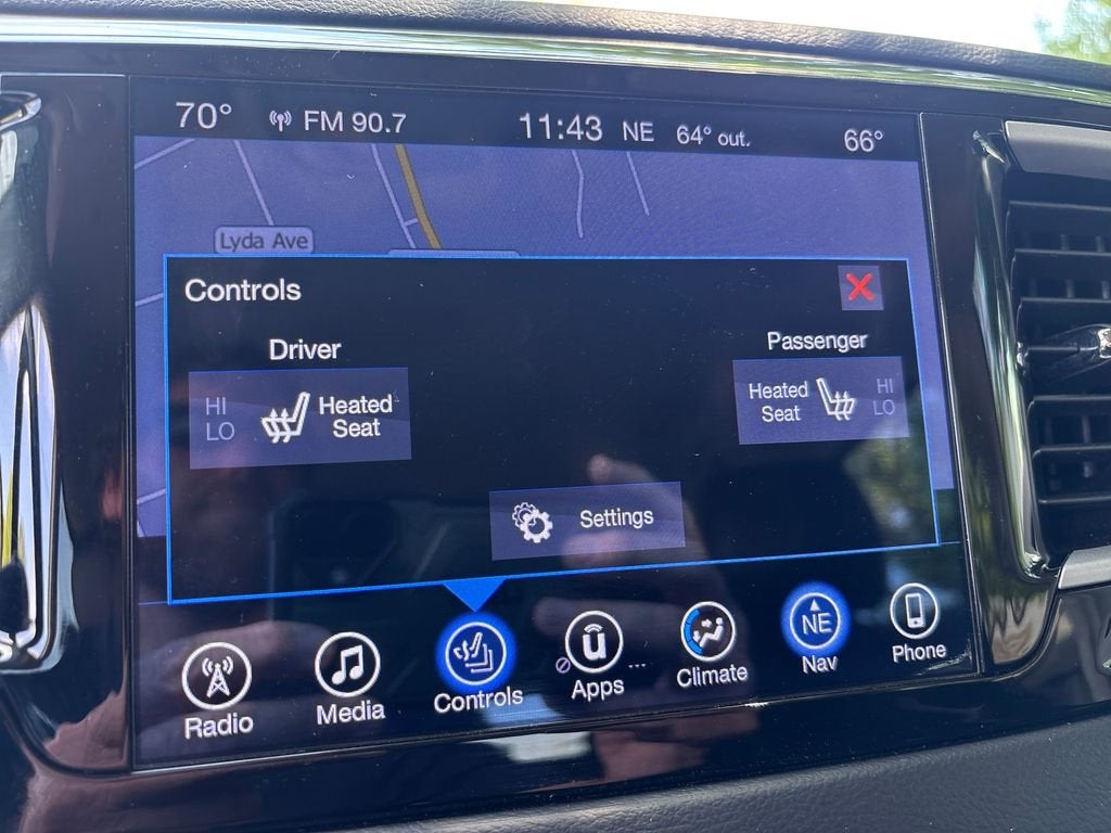 2017 Chrysler Pacifica Touring-L