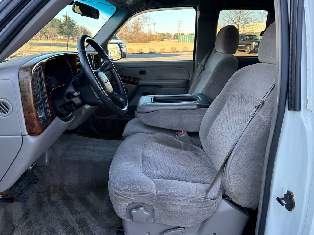 2000 Chevrolet Silverado 1500 LS