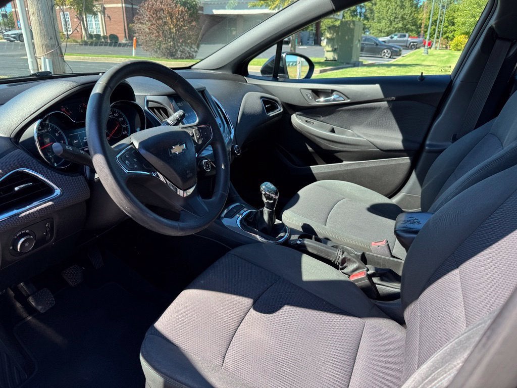 2017 Chevrolet Cruze LT