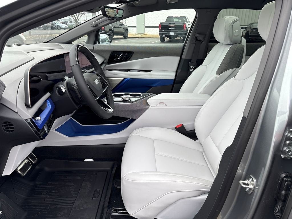 2026 Cadillac OPTIQ Luxury