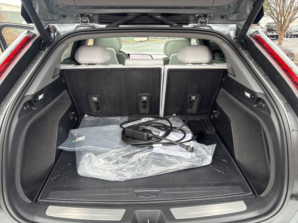 2026 Cadillac OPTIQ Luxury