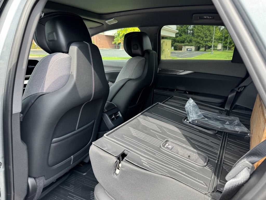2027 Cadillac OPTIQ Sport