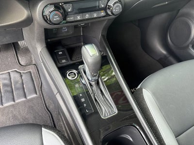 2023 Nissan Kicks SR Xtronic CVT