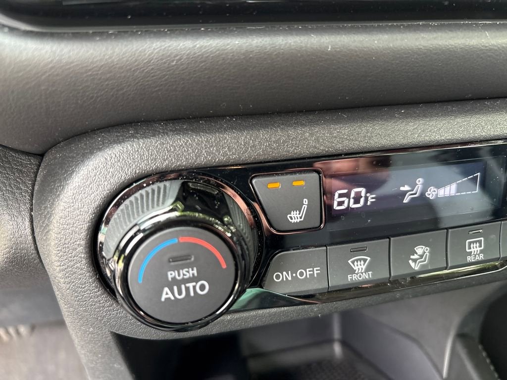 2023 Nissan Kicks SR Xtronic CVT