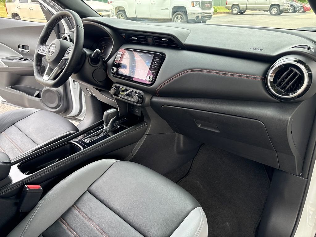 2023 Nissan Kicks SR Xtronic CVT