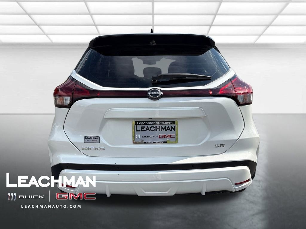 2023 Nissan Kicks SR Xtronic CVT