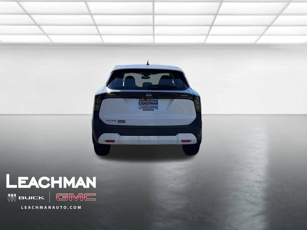 2026 Nissan Kicks S