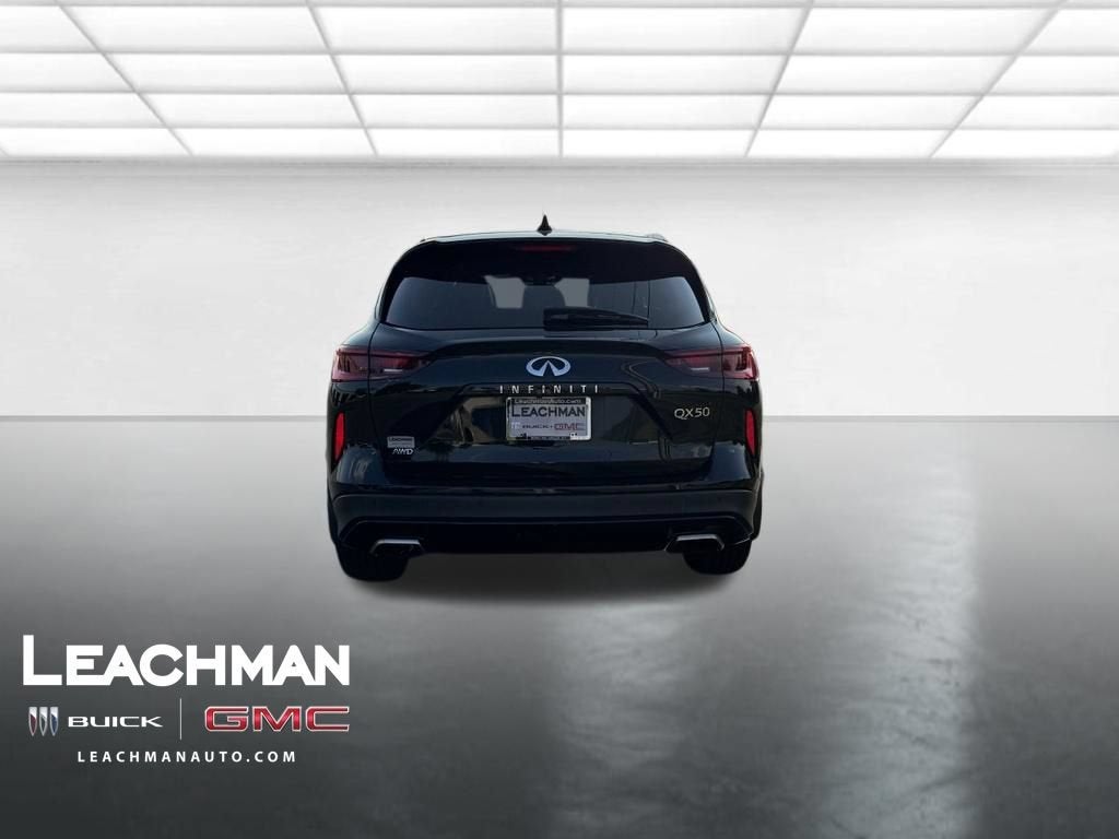 2022 INFINITI QX50 LUXE AWD
