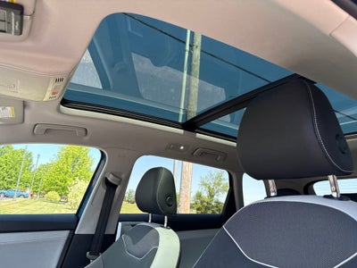 2025 Volkswagen Taos SE