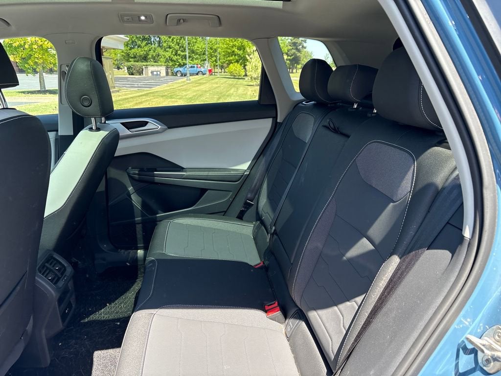 2025 Volkswagen Taos SE