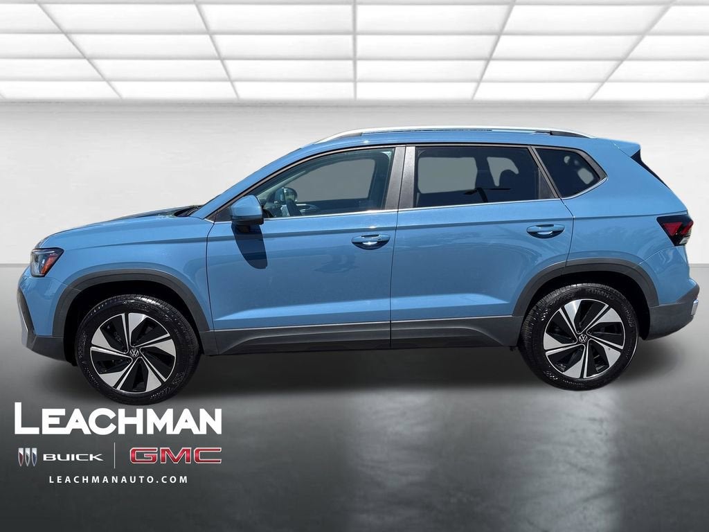 2025 Volkswagen Taos SE