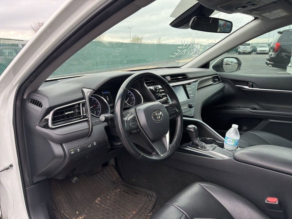 2019 Toyota CAMRY SE