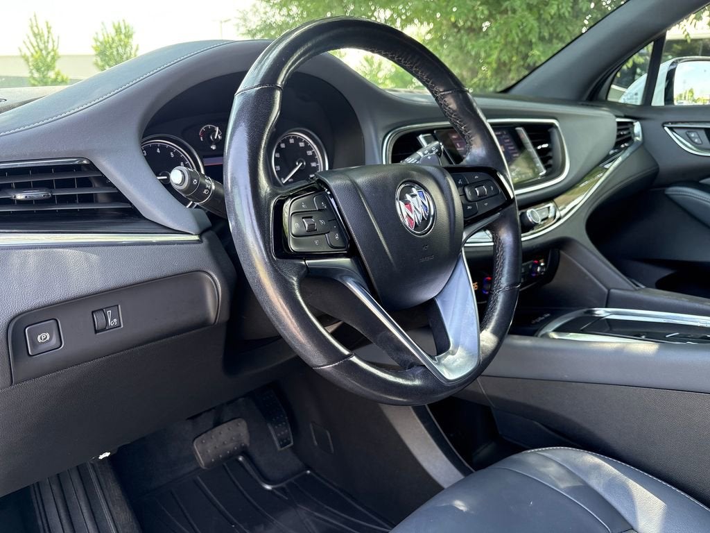 2022 Buick Enclave Essence