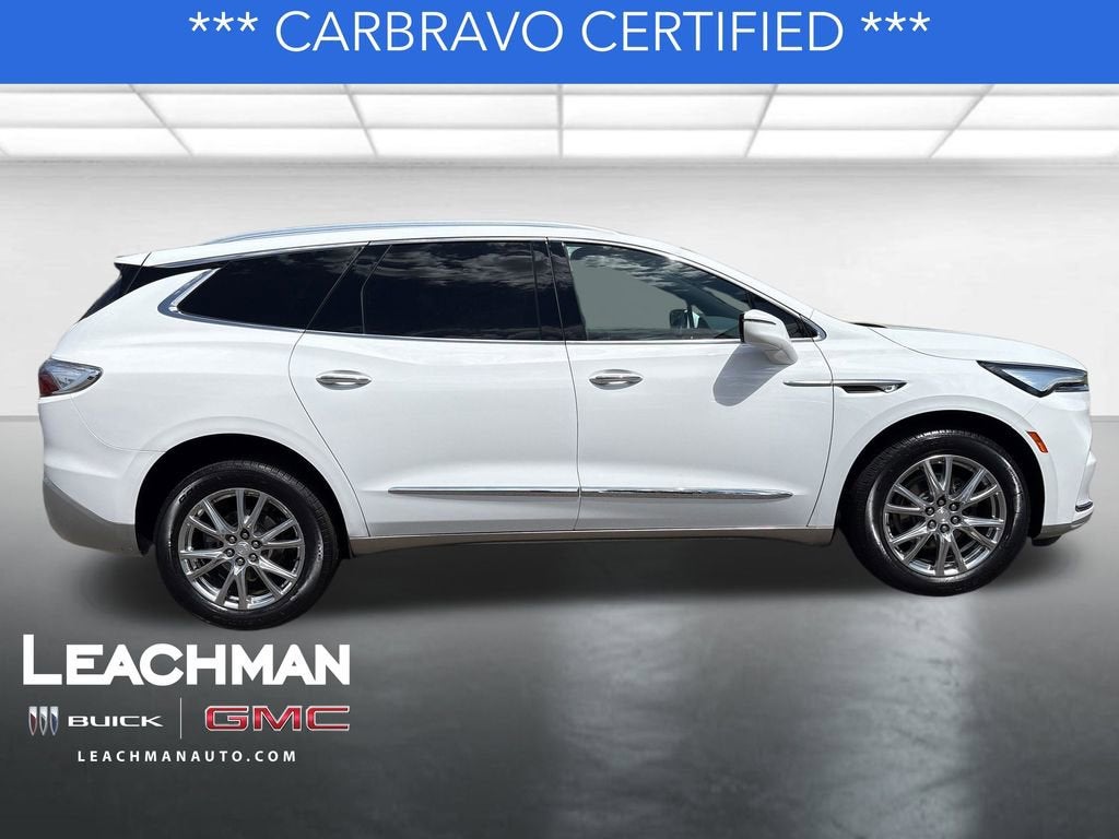 2022 Buick Enclave Essence