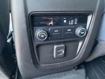 2022 Buick Enclave Essence