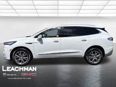 2022 Buick Enclave Essence