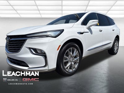 2022 Buick Enclave Essence