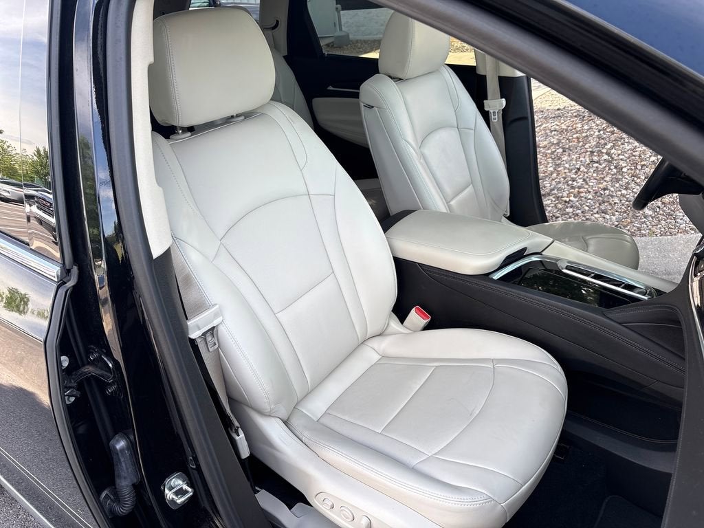 2023 Buick Enclave Premium