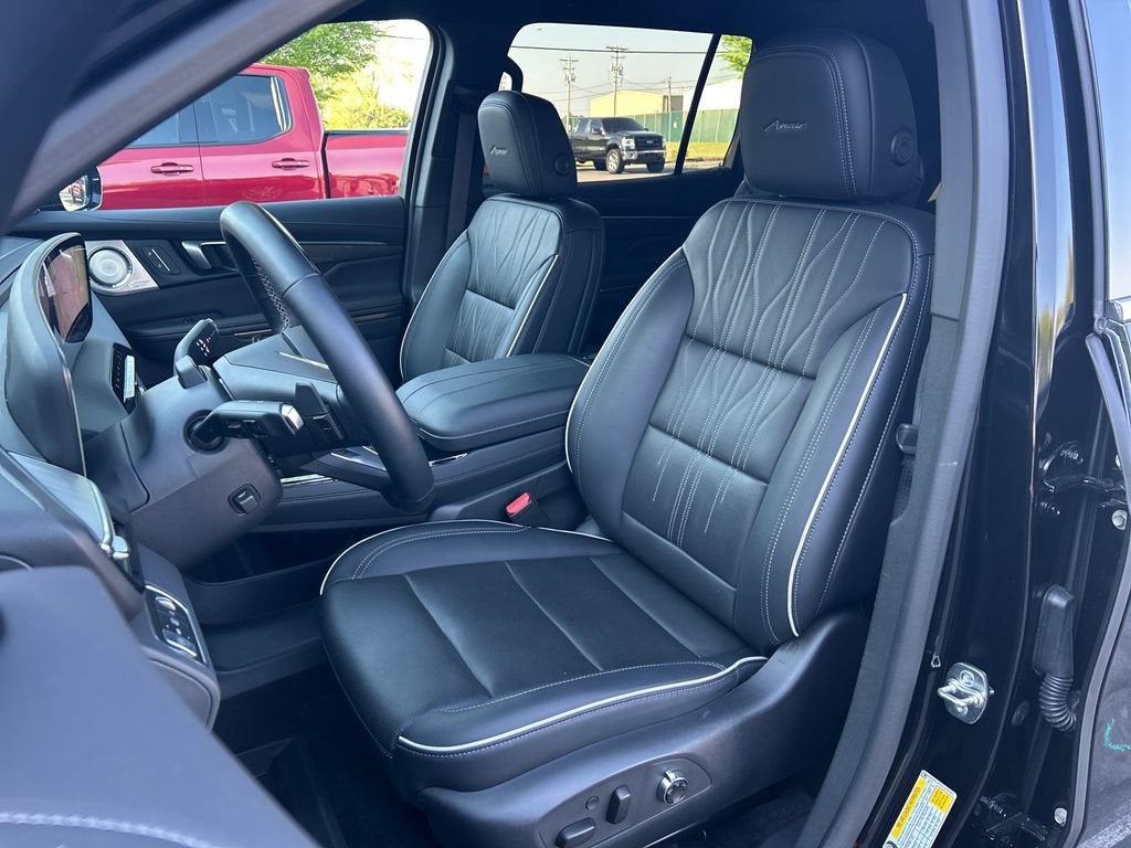 2025 Buick Enclave Avenir