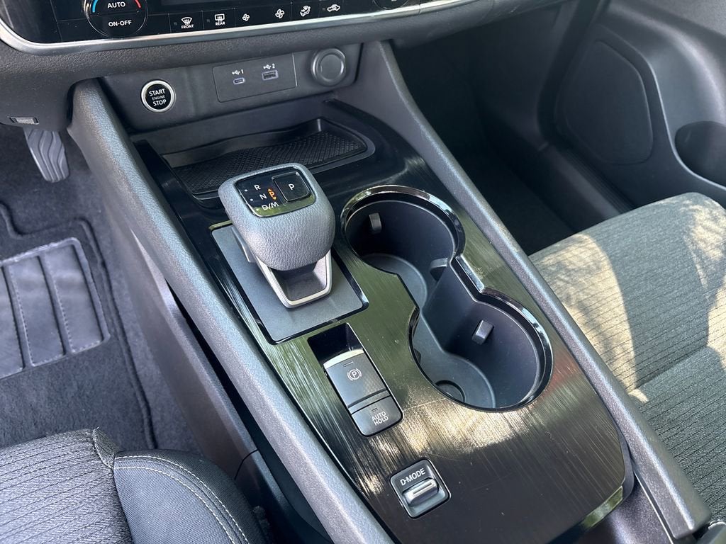 2021 Nissan Rogue SV FWD