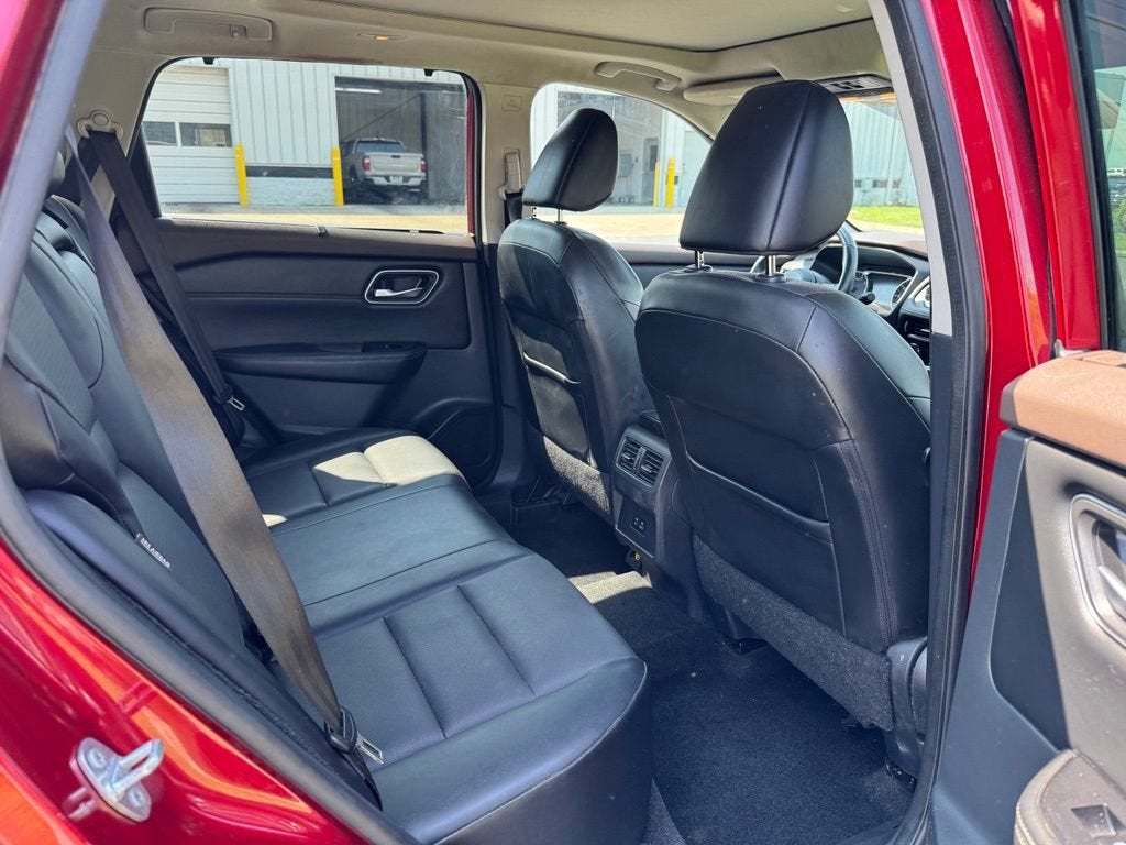 2021 Nissan Rogue SV FWD