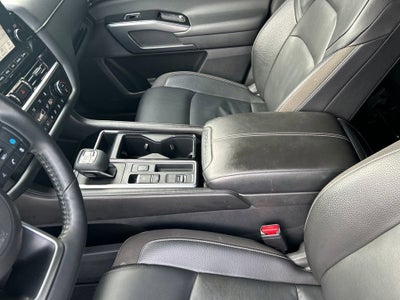 2022 Nissan Pathfinder SL 2WD