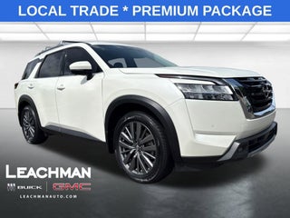 2022 Nissan Pathfinder SL 2WD