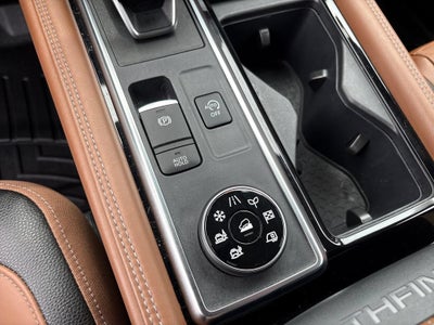 2023 Nissan Pathfinder Platinum 4WD