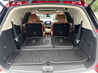 2023 Nissan Pathfinder Platinum 4WD