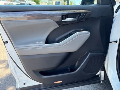 2020 Toyota Highlander Platinum