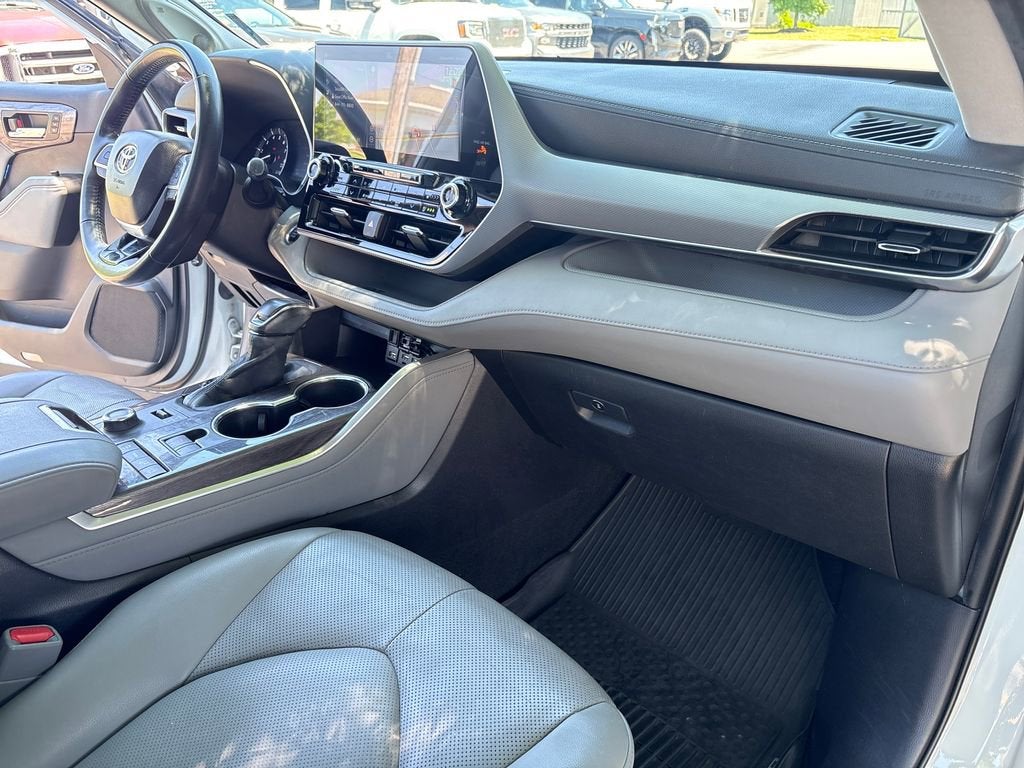 2020 Toyota Highlander Platinum