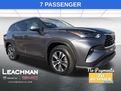2022 Toyota Highlander Hybrid XLE