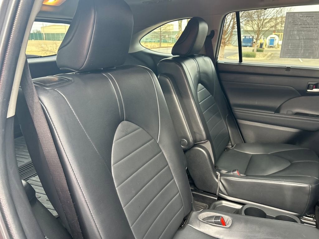 2022 Toyota Highlander Hybrid XLE