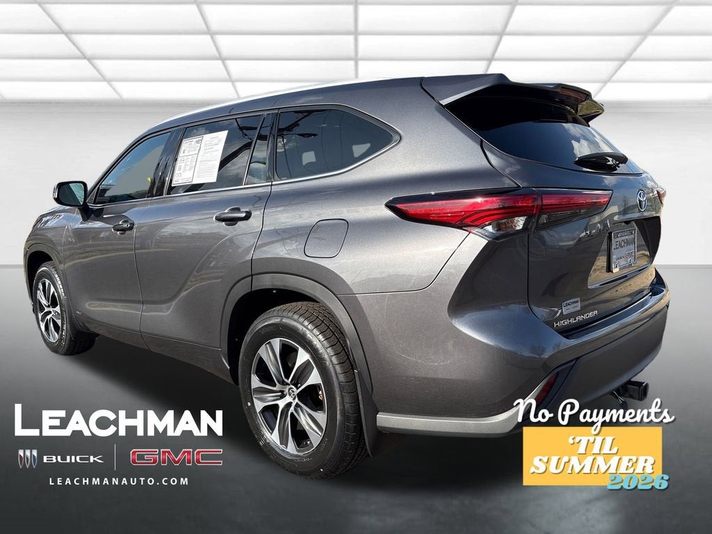 2022 Toyota Highlander Hybrid XLE