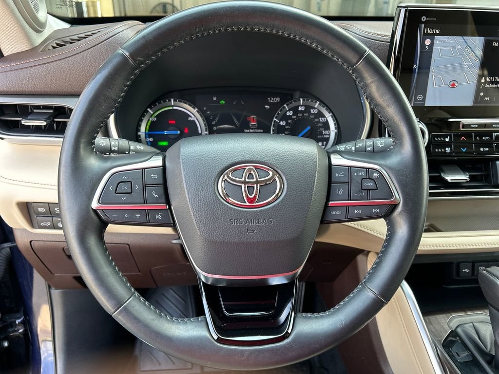 2021 Toyota Highlander Hybrid Limited
