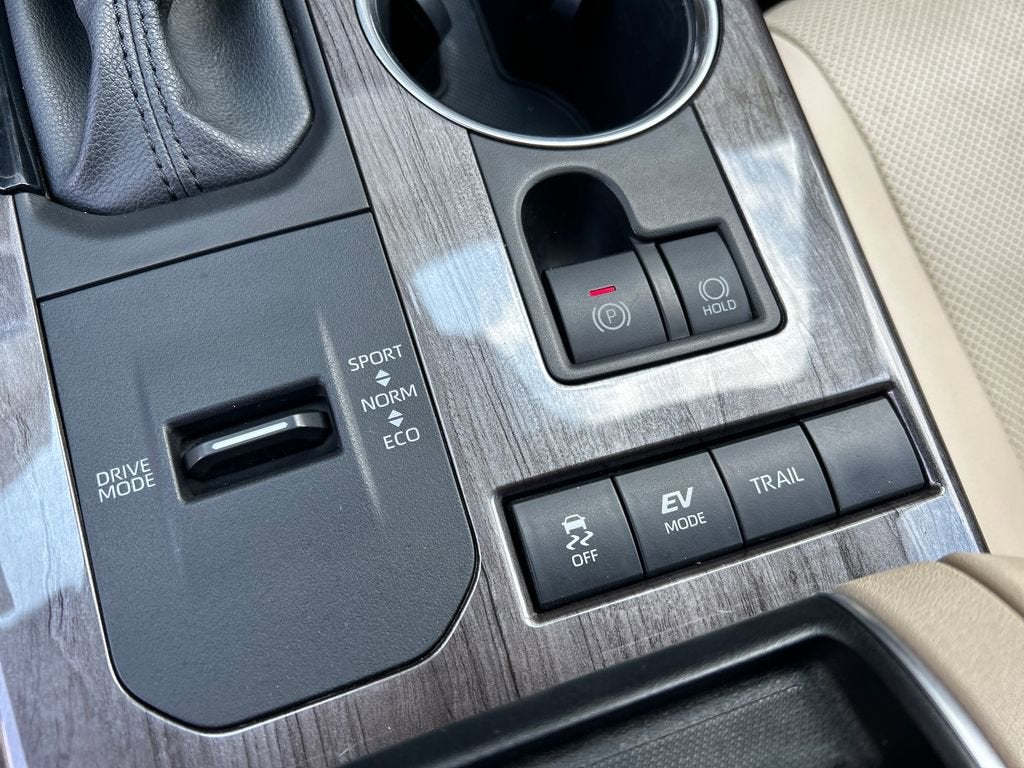 2021 Toyota Highlander Hybrid Limited