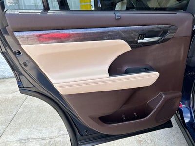 2021 Toyota Highlander Hybrid Limited