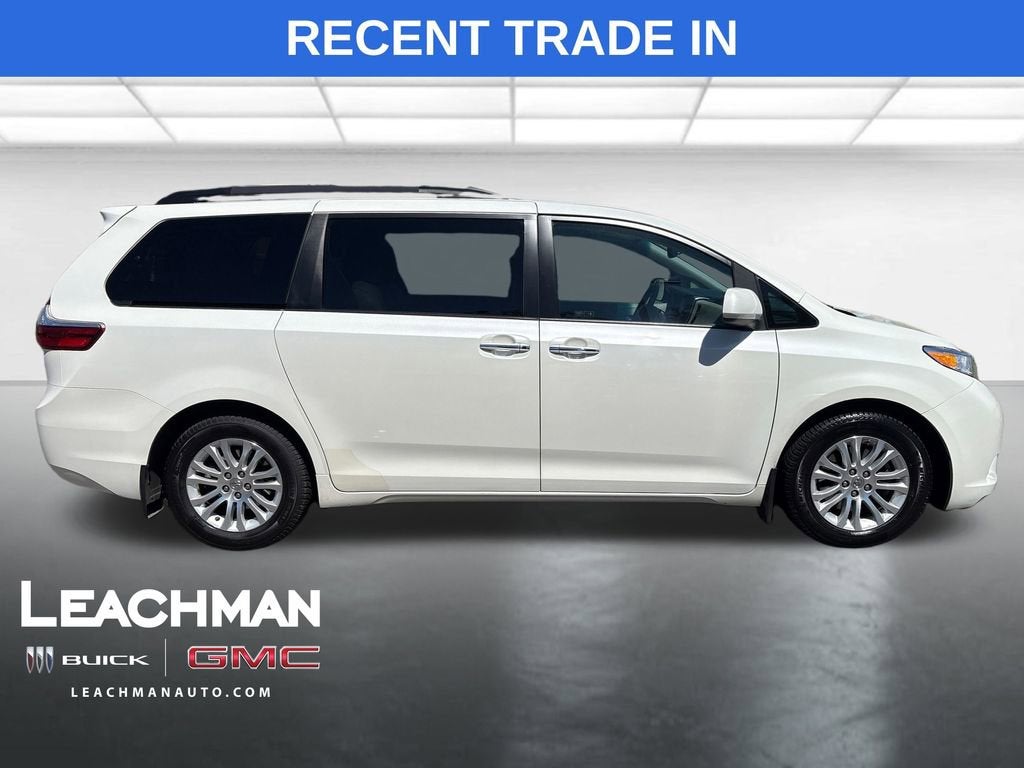 2017 Toyota Sienna Limited 7 Passenger