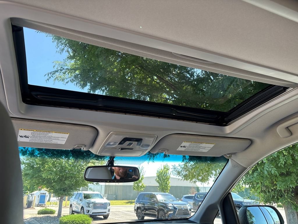 2017 Toyota Sienna Limited 7 Passenger