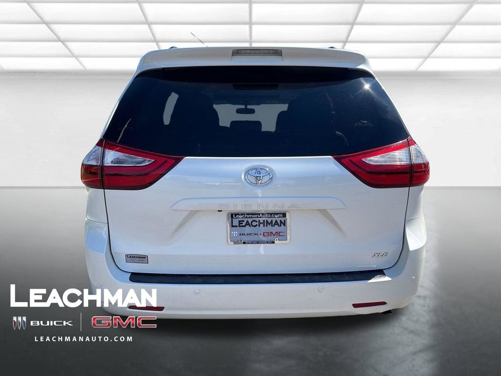 2017 Toyota Sienna Limited 7 Passenger