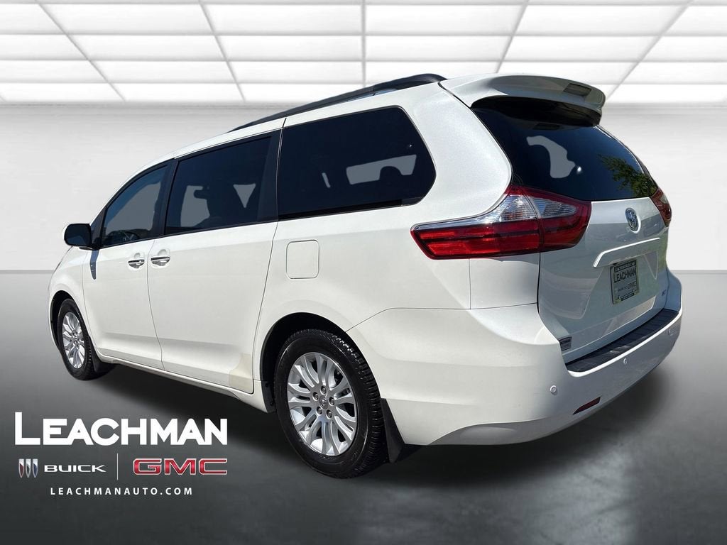 2017 Toyota Sienna Limited 7 Passenger