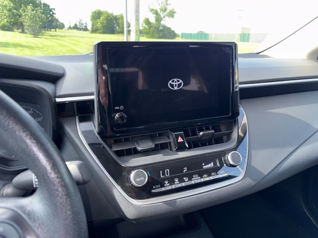 2024 Toyota Corolla LE - Photo 21