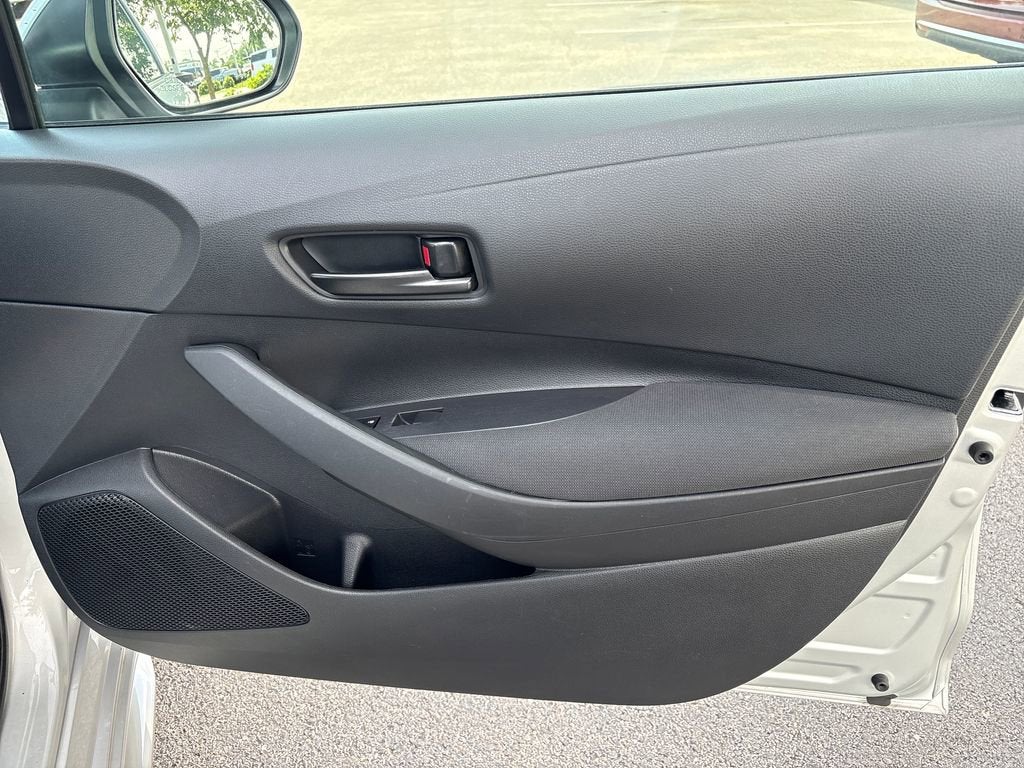 2024 Toyota Corolla LE - Photo 37