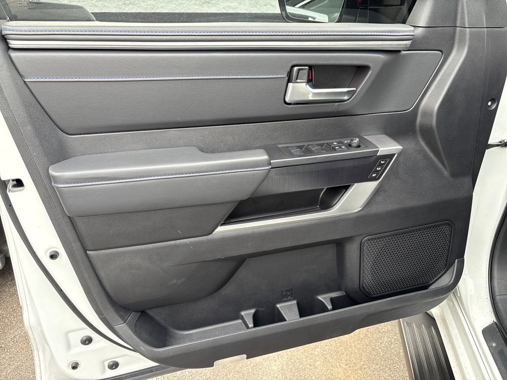 2023 Toyota Sequoia SR5