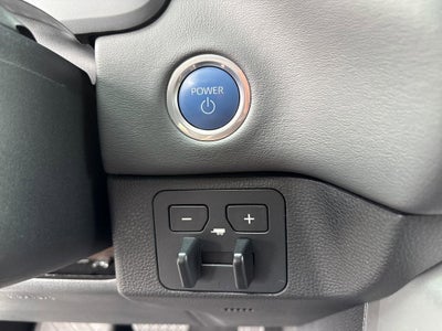 2023 Toyota Sequoia SR5