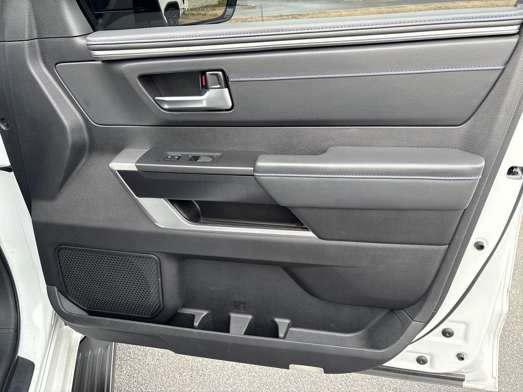 2023 Toyota Sequoia SR5