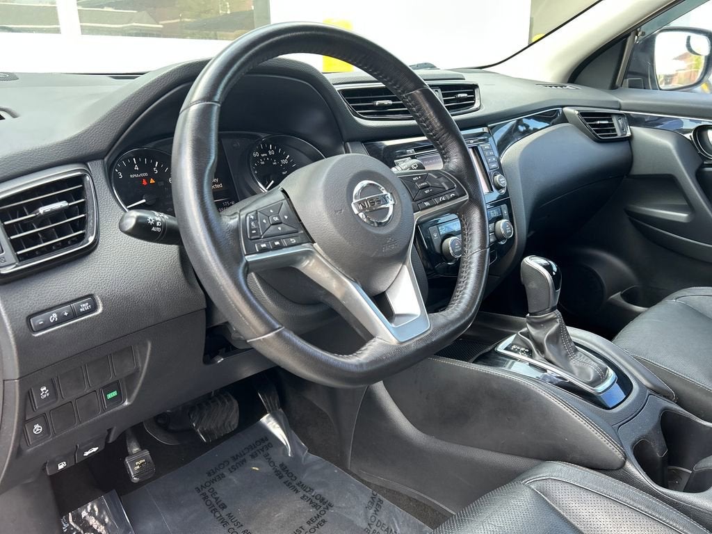 2017 Nissan Rogue Sport SL