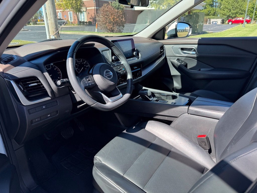 2021 Nissan Rogue SV FWD